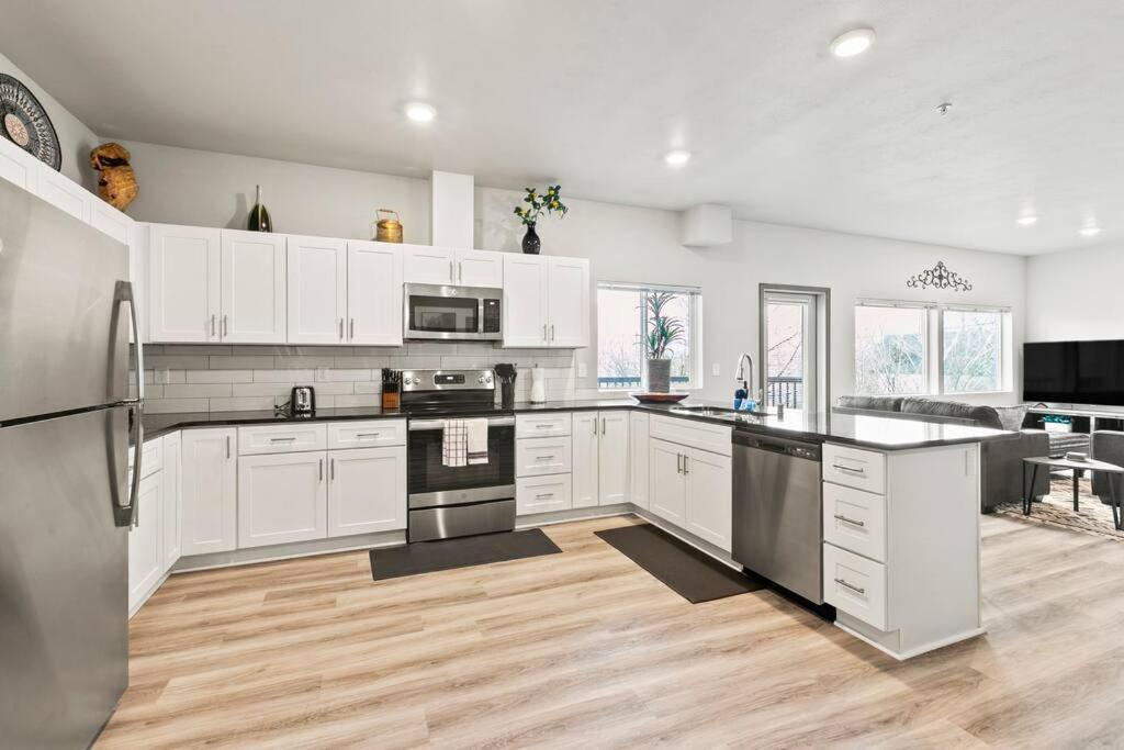 Spacious New 2 Bed 2 Bath Apt By Downtown Spokane Dış mekan fotoğraf
